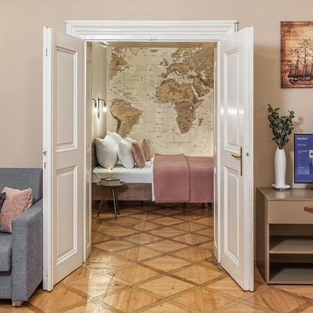 6 Continents Apartments By Adrez Прага Экстерьер фото