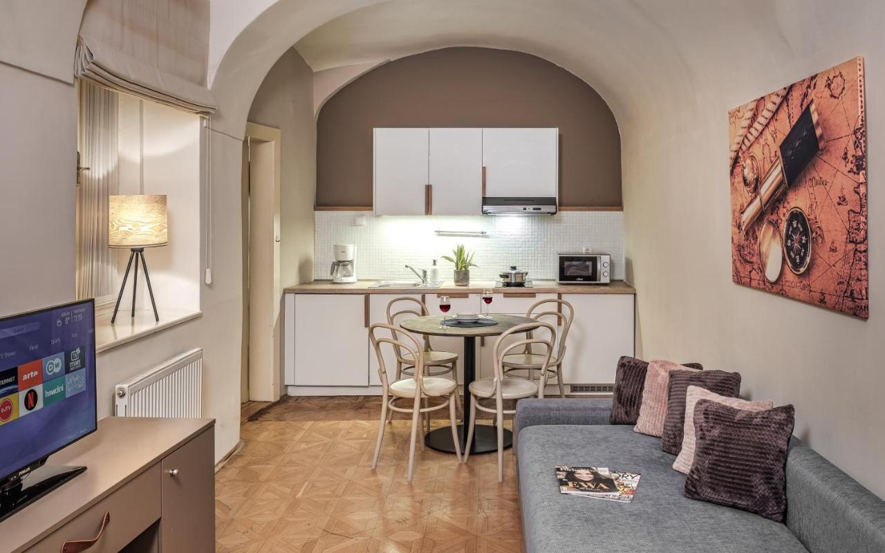 6 Continents Apartments By Adrez Прага Экстерьер фото