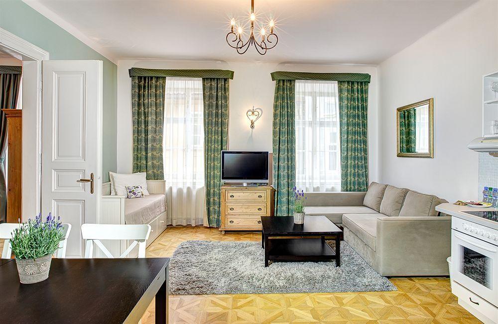 6 Continents Apartments By Adrez Прага Экстерьер фото